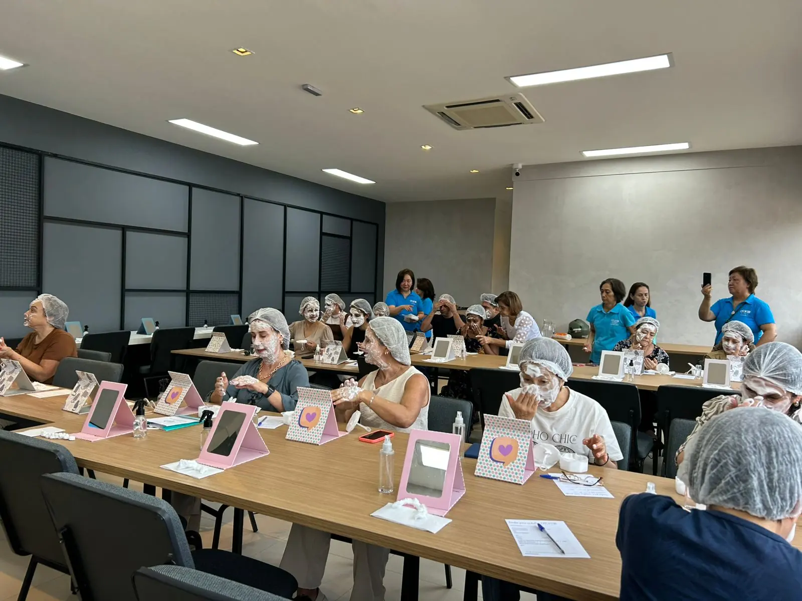 Participantes em atividade de imersão no Espaço Alpha Prime