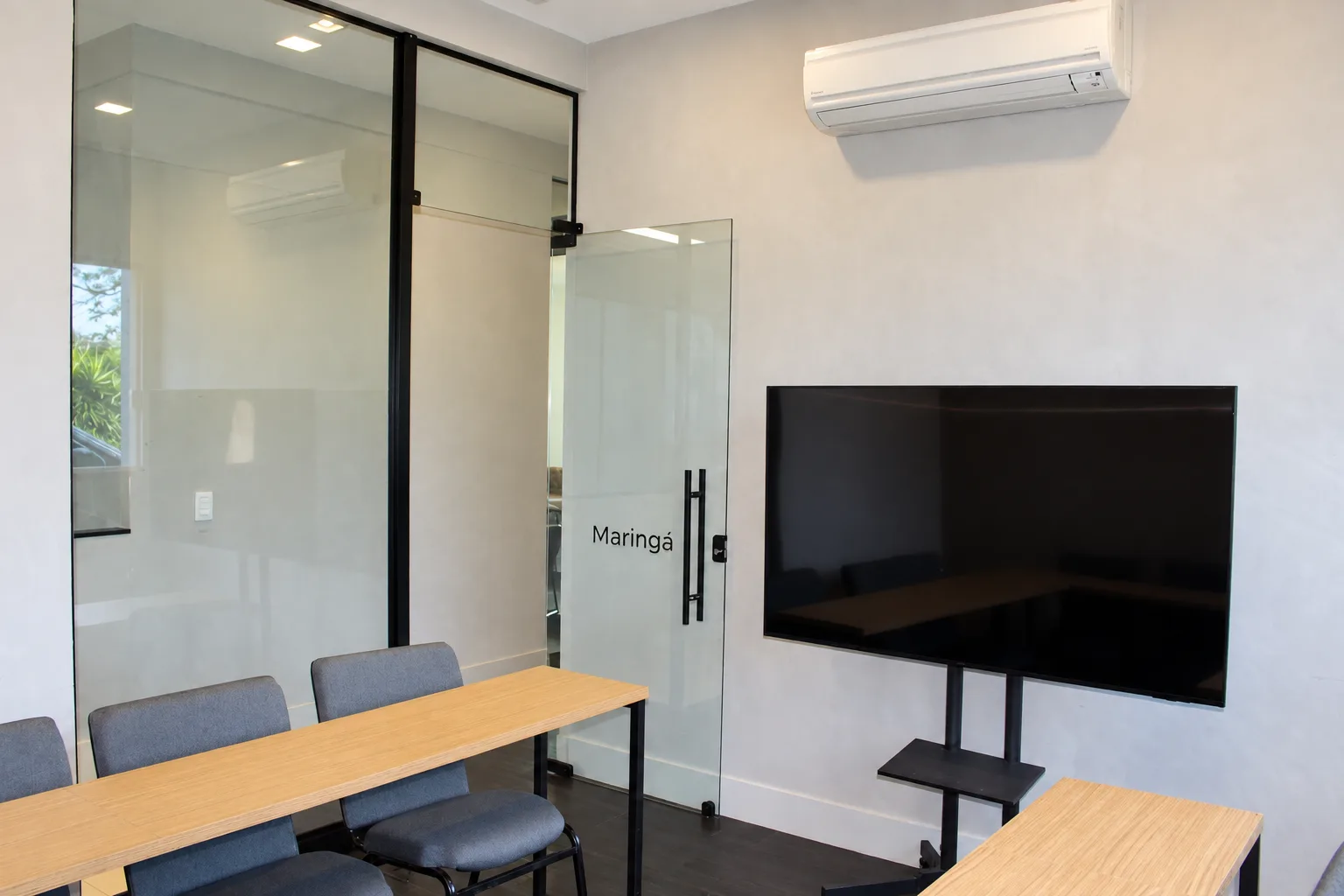 Sala Maringá no Espaço Alpha Prime